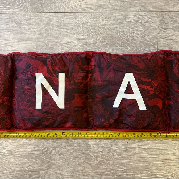 EUC Lululemon X Team Canada Olympics Down Filled Insulated Quilted Puff Scarf - Picture 12 of 14